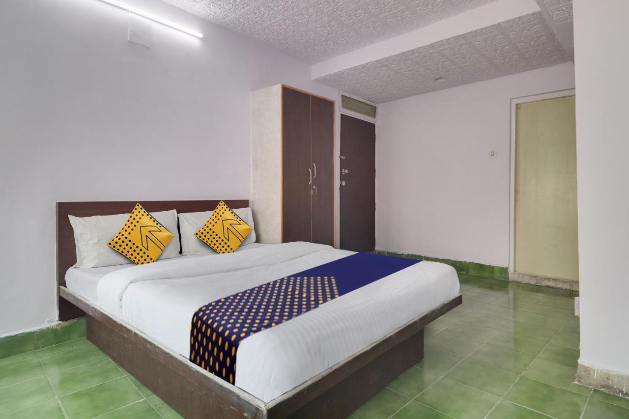 Spot On Apsara Hotel Haïdarabad Extérieur photo