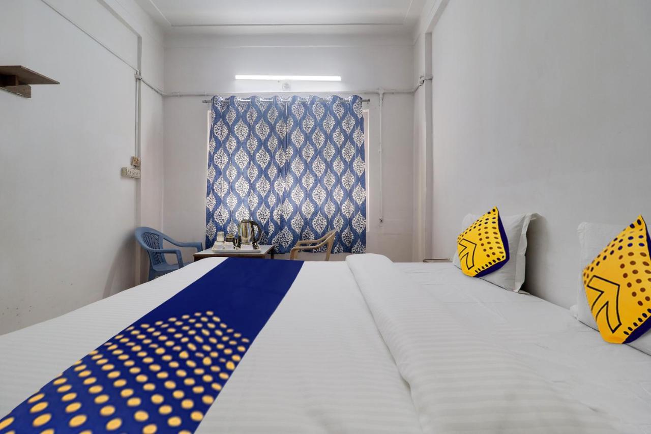Spot On Apsara Hotel Haïdarabad Extérieur photo