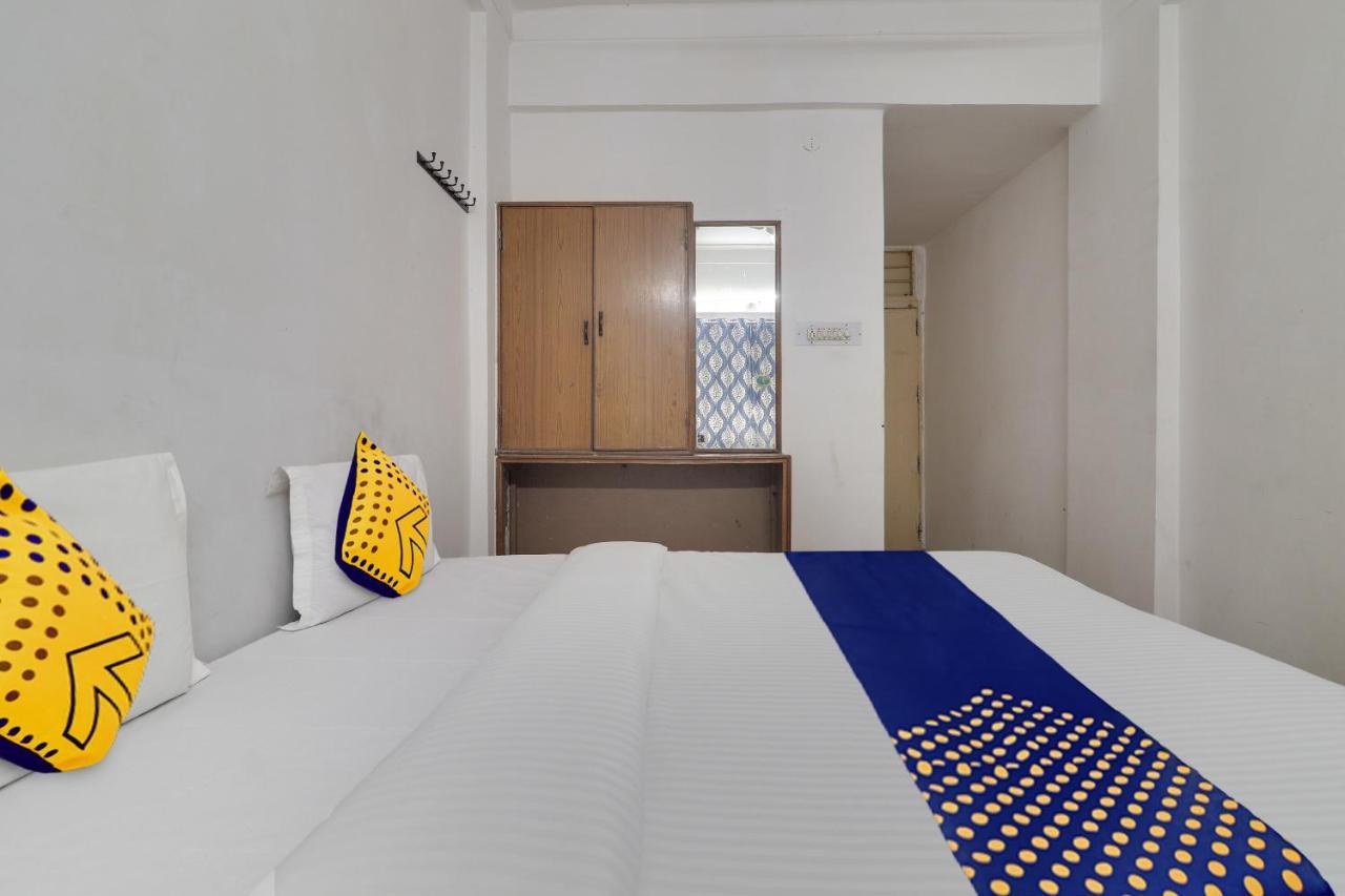 Spot On Apsara Hotel Haïdarabad Extérieur photo