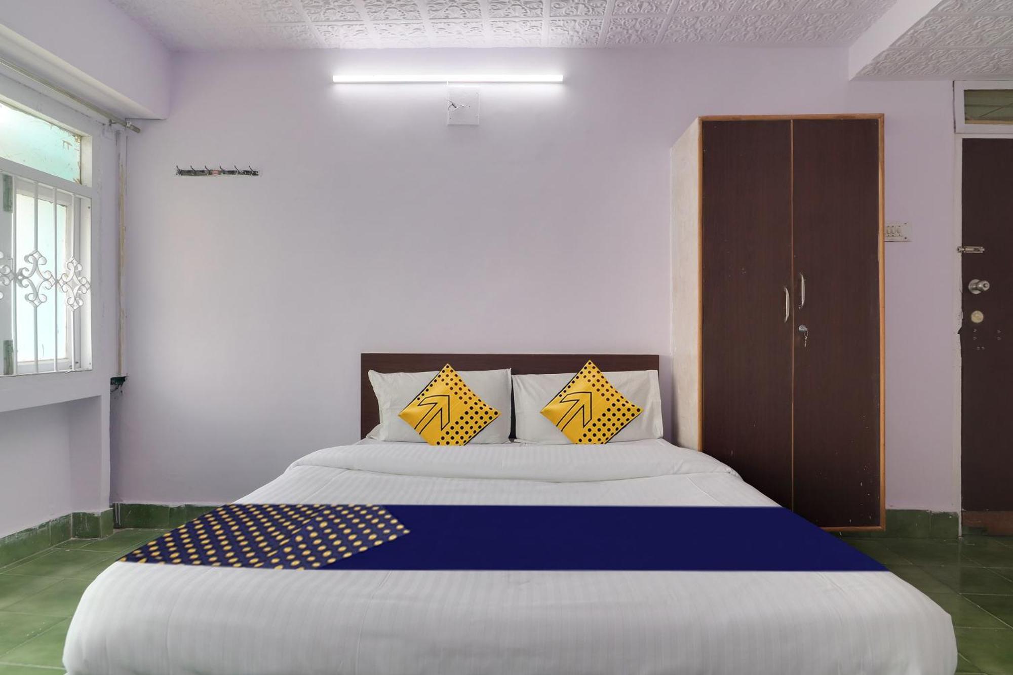 Spot On Apsara Hotel Haïdarabad Extérieur photo
