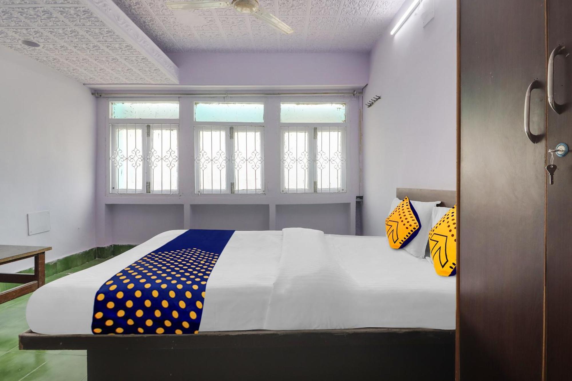 Spot On Apsara Hotel Haïdarabad Extérieur photo